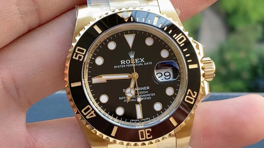 Full Gold 40mm Rolex Submariner from CF Clean Factory