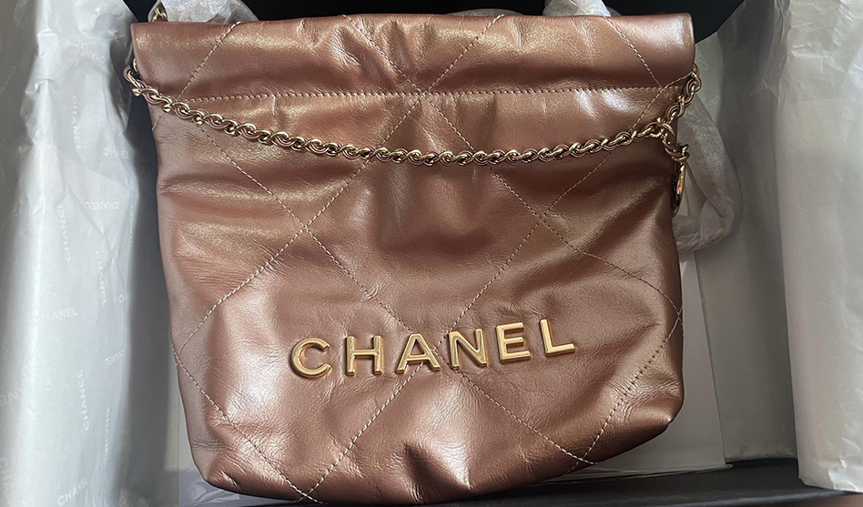 Review of Chanel 22 Mini Rose Gold 23S by Golden Tile Factory from Aaron