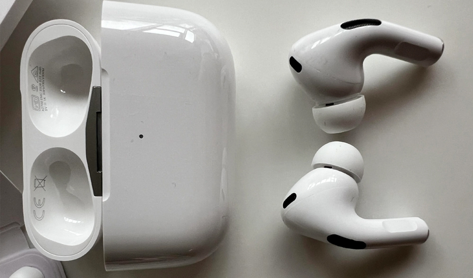 Review of the AirPod Pro2 5.2TB from Jenny